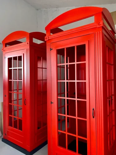 Raf-Art-Bespoke-Cabinas-telefonicas